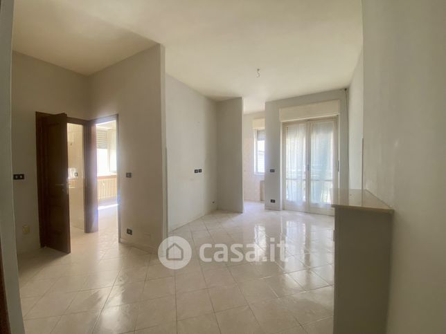 Appartamento in residenziale in Via Leinì 23