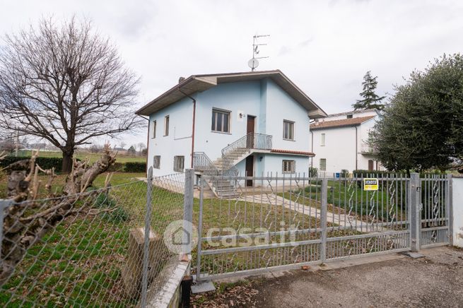 Casa indipendente in residenziale in Via Para 5D
