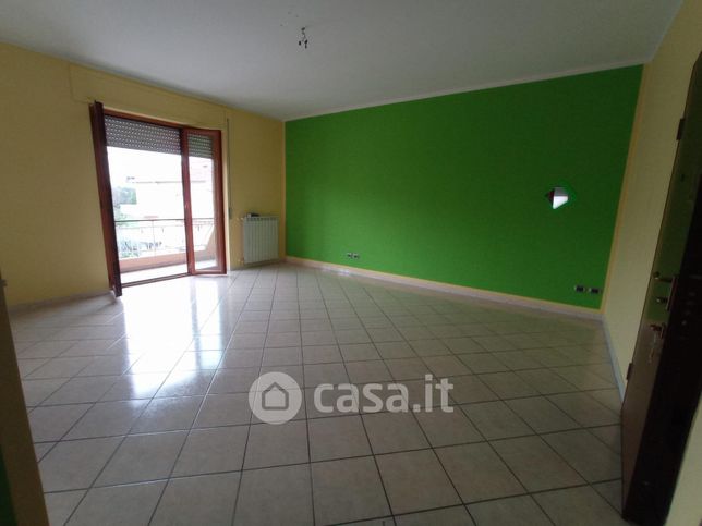 Appartamento in residenziale in Strada Istonia 33