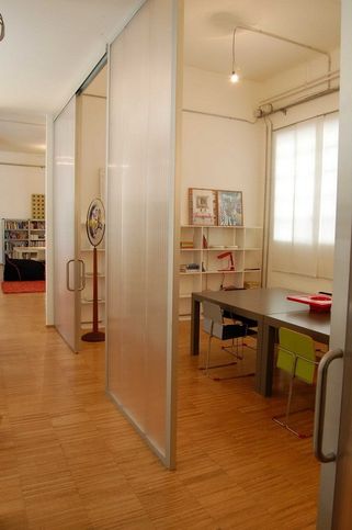 Ufficio in commerciale in Via Nino Oxilia