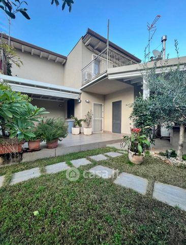 Villa in residenziale in Via Pazienza