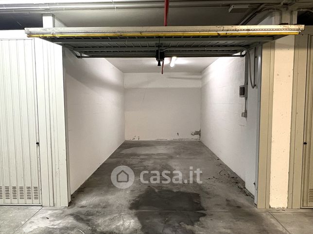 Garage/posto auto in residenziale in Via Bertoldo di Giovanni 15