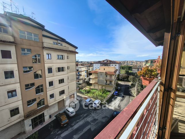 Attico/mansarda in residenziale in Via Eugenio Montale