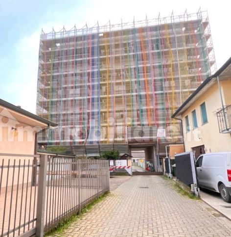 Appartamento in residenziale in Via Madre Cabrini 55