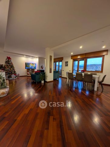 Appartamento in residenziale in Via Picentino 94