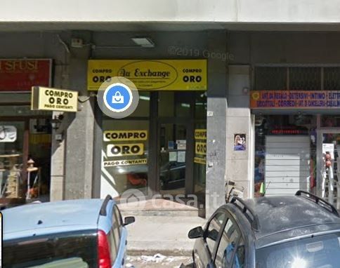 Negozio/locale commerciale in commerciale in Via Cataldo Parisio 27