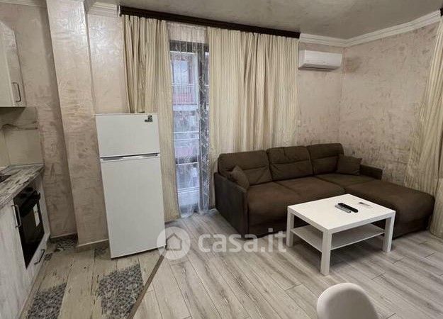 Appartamento in residenziale in Via San Vitale 66