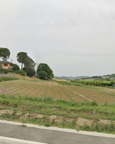 Terreno edificabile in residenziale in Via Fucaccia