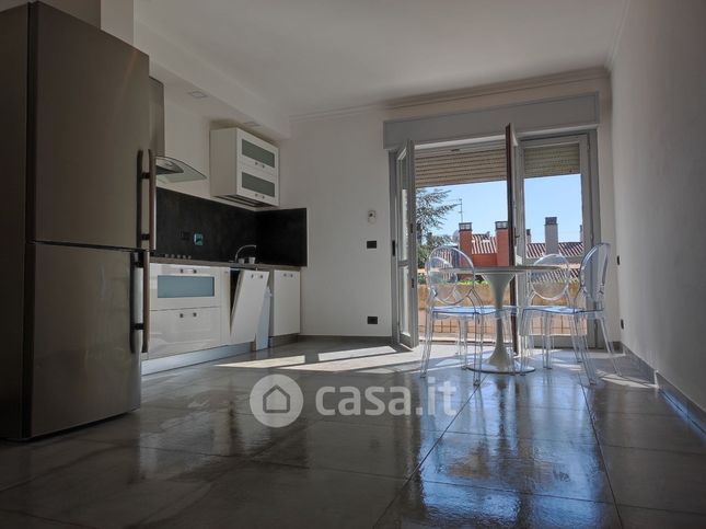 Attico/mansarda in residenziale in Via Cassia 1175