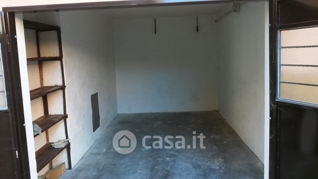 Garage/posto auto in residenziale in Via Francana 40