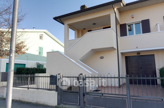 Appartamento in residenziale in Via A. Montanari 6/a