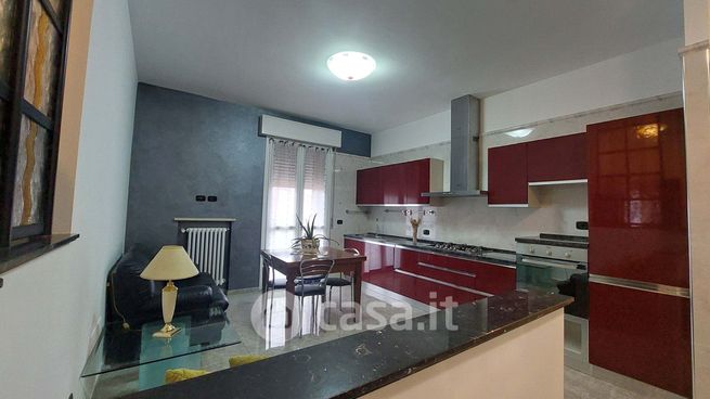 Appartamento in residenziale in Via Egidio Pini 5