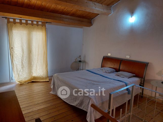 Casa indipendente in residenziale in Via Copparo 237