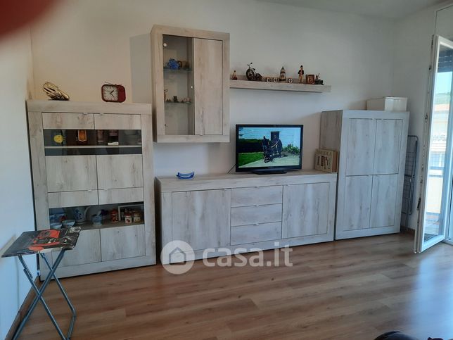 Appartamento in residenziale in Via Ogliari 6