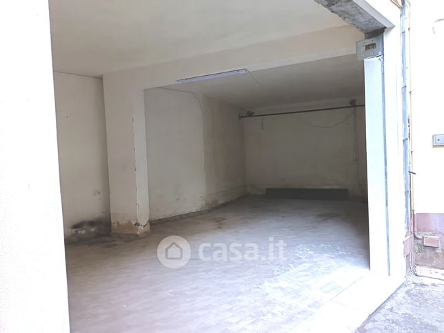 Box/posto auto in residenziale in 