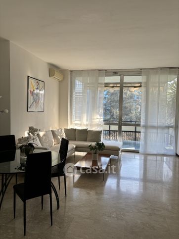 Appartamento in residenziale in Via Volturno 80