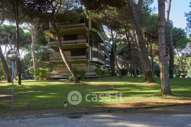Appartamento in residenziale in Viale John Fitzgerald Kennedy 11/a