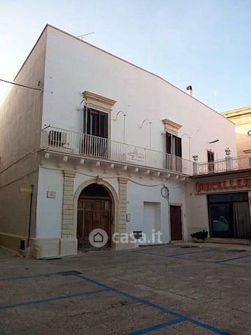 Casa bi/trifamiliare in residenziale in Vico Capreoli 1