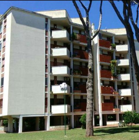 Appartamento in residenziale in Via Macherio 325