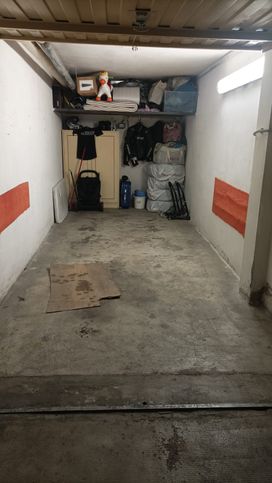 Garage/posto auto in residenziale in Via Verona 8