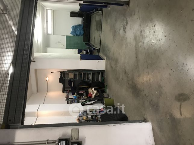 Box/posto auto in residenziale in Via Boemondo, 10