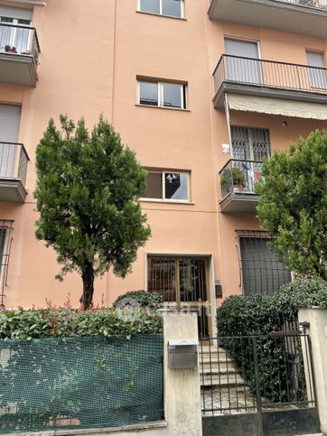 Appartamento in residenziale in Via Alessandro D'Ancona