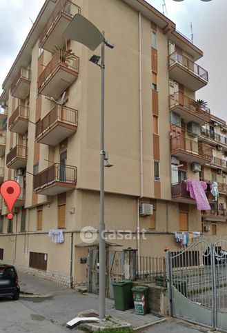 Box/posto auto in residenziale in Via Mattia Limongelli 17
