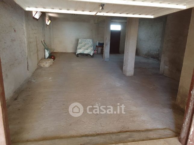 Garage/posto auto in residenziale in Corso Italia