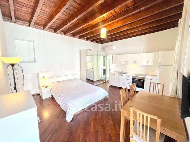 Appartamento in residenziale in Corso San Gottardo 19