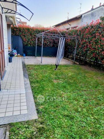 Appartamento in residenziale in Via Luvoni 3