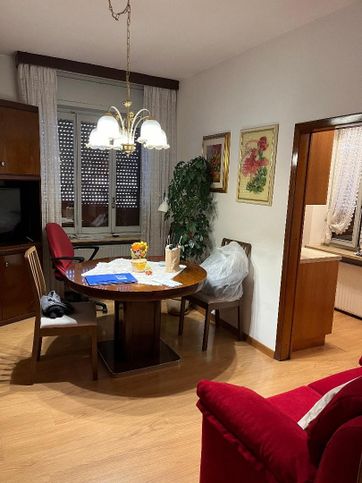 Appartamento in residenziale in Via Dolomiti