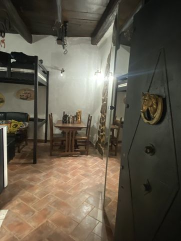 Appartamento in residenziale in Vicolo Forno da Piedi 7