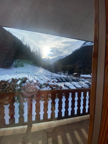 Appartamento in residenziale in Rue Grand Paradis 63