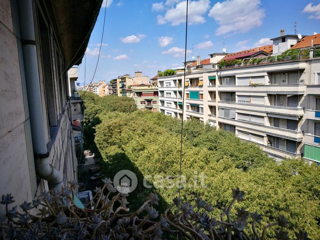 Appartamento in residenziale in Via Teodosio 23