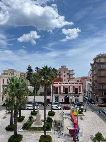 Appartamento in residenziale in Piazza Milite Ignoto 11