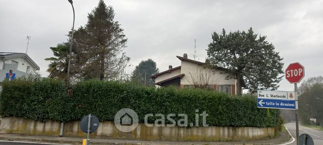 Casa indipendente in residenziale in Via Monte Oliveto