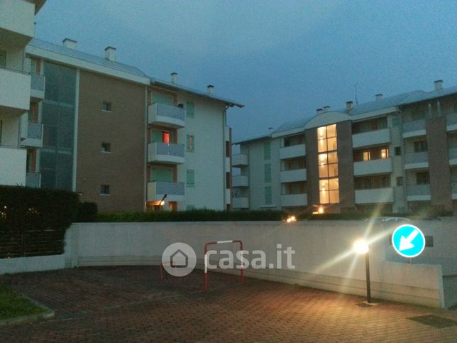 Appartamento in residenziale in Via Tintoretto 30