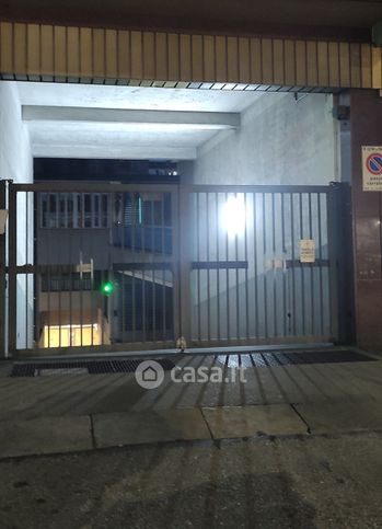 Box/posto auto in residenziale in Via Augusto Abegg 3/a