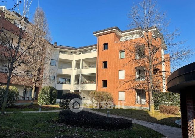 Appartamento in residenziale in Via Alda Merini 15
