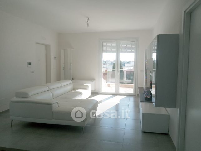 Appartamento in residenziale in Via Bari 50