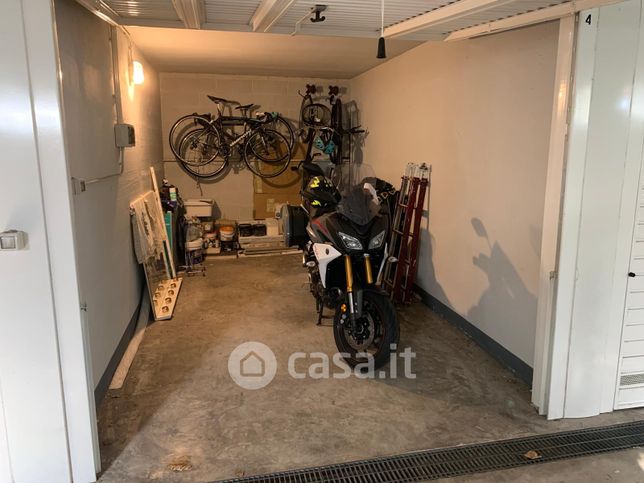 Garage/posto auto in residenziale in Corso Guglielmo Marconi 374