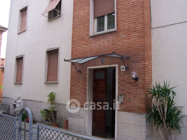 Appartamento in residenziale in Viale della Rimembranza 44