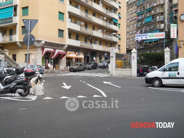 Appartamento in residenziale in Via Aurelio Robino 2