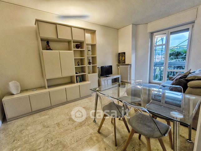 Appartamento in residenziale in Via Lago D'Orta 8