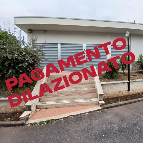 Attivitã /licenza (con o senza mura) in commerciale in Via Walter Tobagi