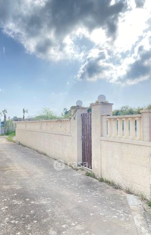 Terreno agricolo in commerciale in Via del Mirtillo 2