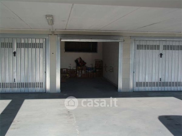 Garage/posto auto in residenziale in Via Nicolò Fieschi 360