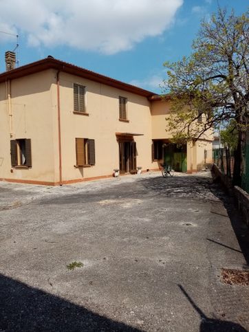 Casa indipendente in residenziale in Via Santa Maria