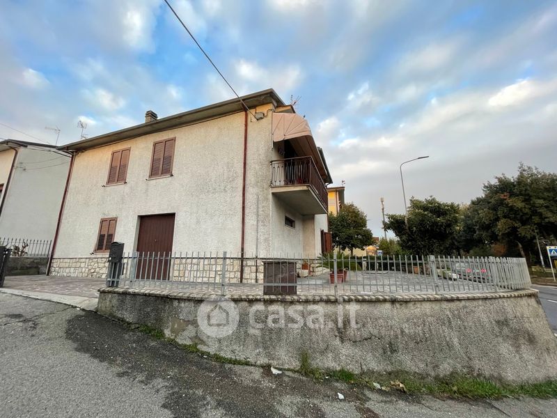 Casa Indipendente in Vendita in Localit Ripa di Olmo a Arezzo