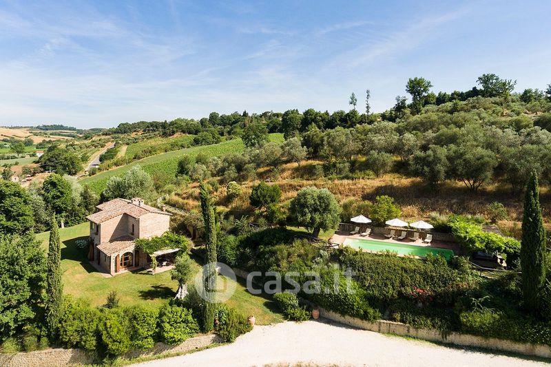 Rustici, Casali Con Piscina In Vendita A Montepulciano - Casa.it